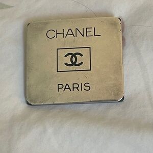 Chanel Pin